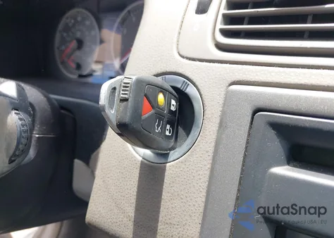 2006 Volvo S40 2.4I из США, поврежденный, VIN YV1MS382362210067